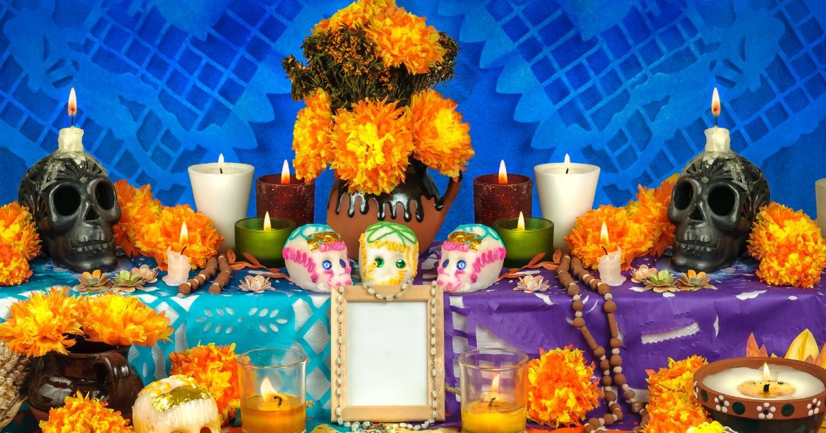 ¿En Día de Muertos qué significan las flores de cempasúchil?